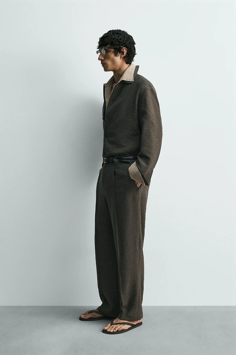 FLUID TEXTURED OVERSHIRT