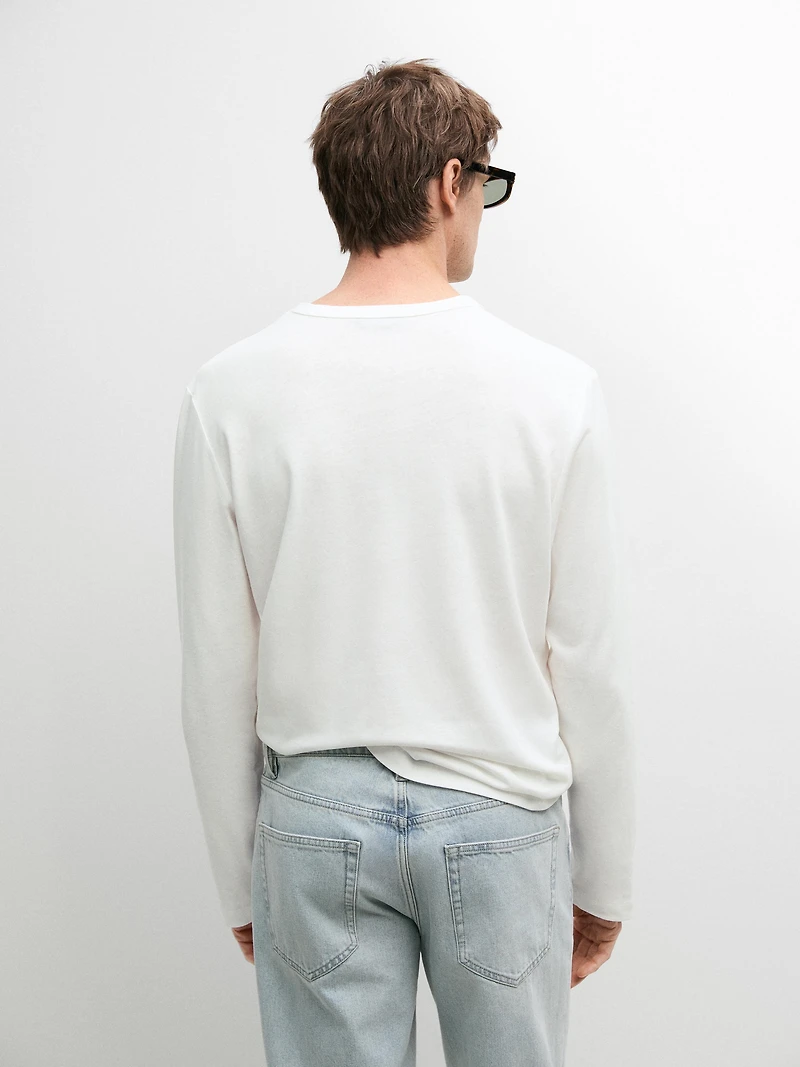 Long sleeve henley neck T-shirt
