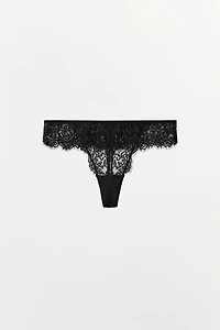 RUFFLED LACE THONG