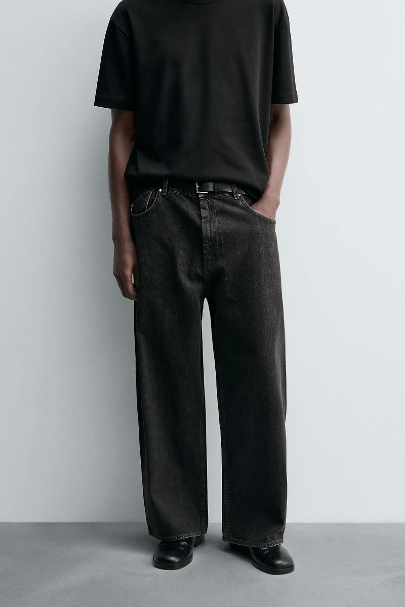 WIDE FIT JEANS