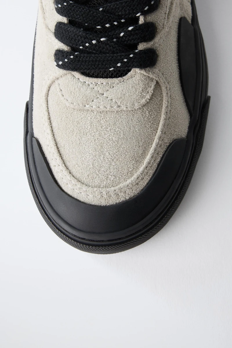 HIGH TOP SNEAKERS