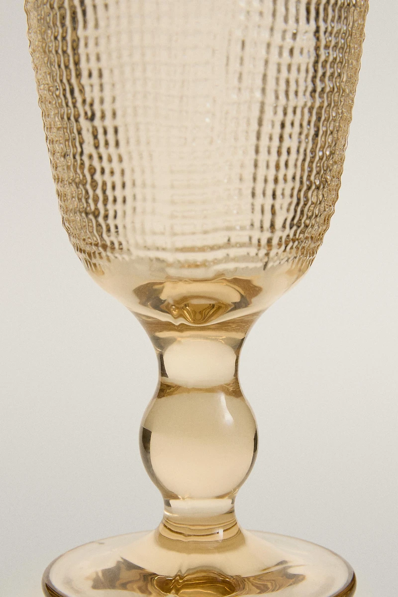 VERRE À VIN EN VERRE EN RELIEF