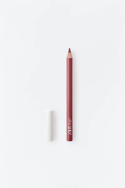 CRAYON À LÈVRES
