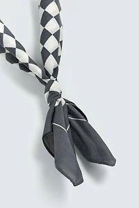 CHECKERED PRINT BANDANA
