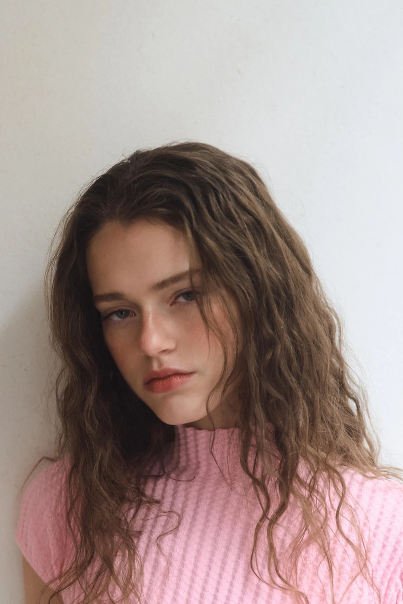 TEXTURED KNIT TOP