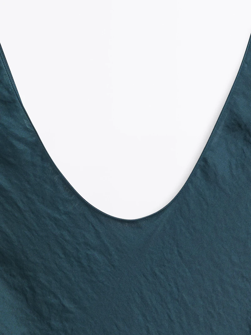 Round neck satin dress