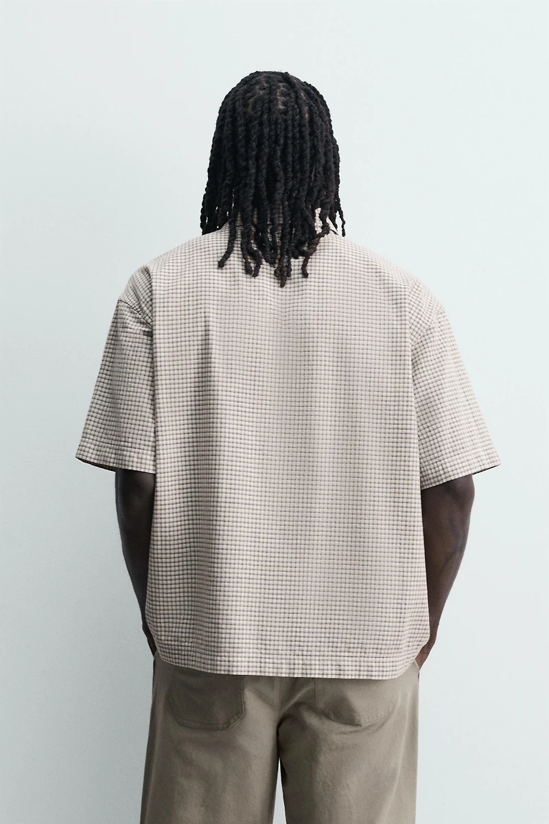 RELAXED FIT PLAID TEXT SHIRT
