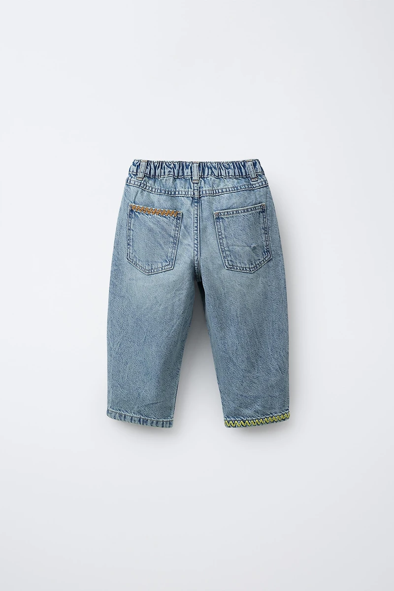 EMBROIDERED BAGGY JEANS