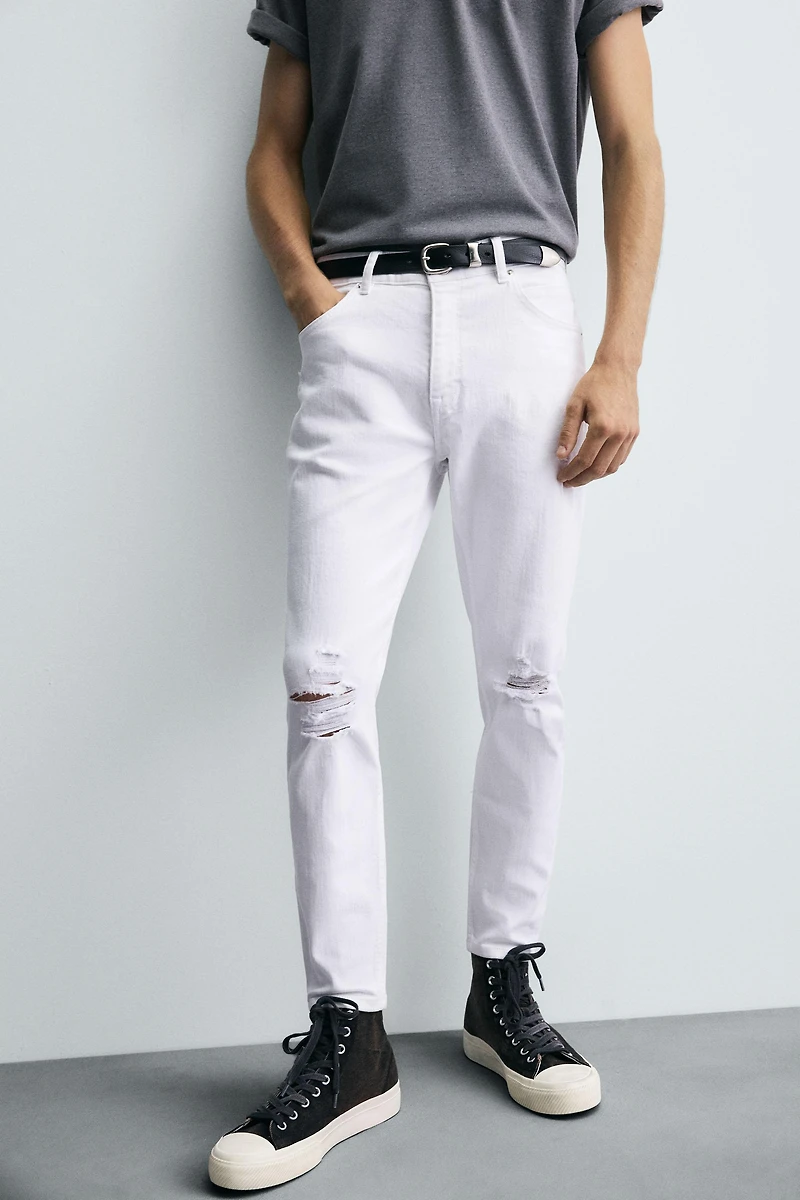 JEAN SKINNY FIT DÉCHIRÉ