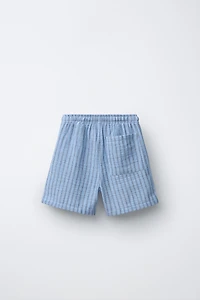 TEXTURED STRIPED SHORTS