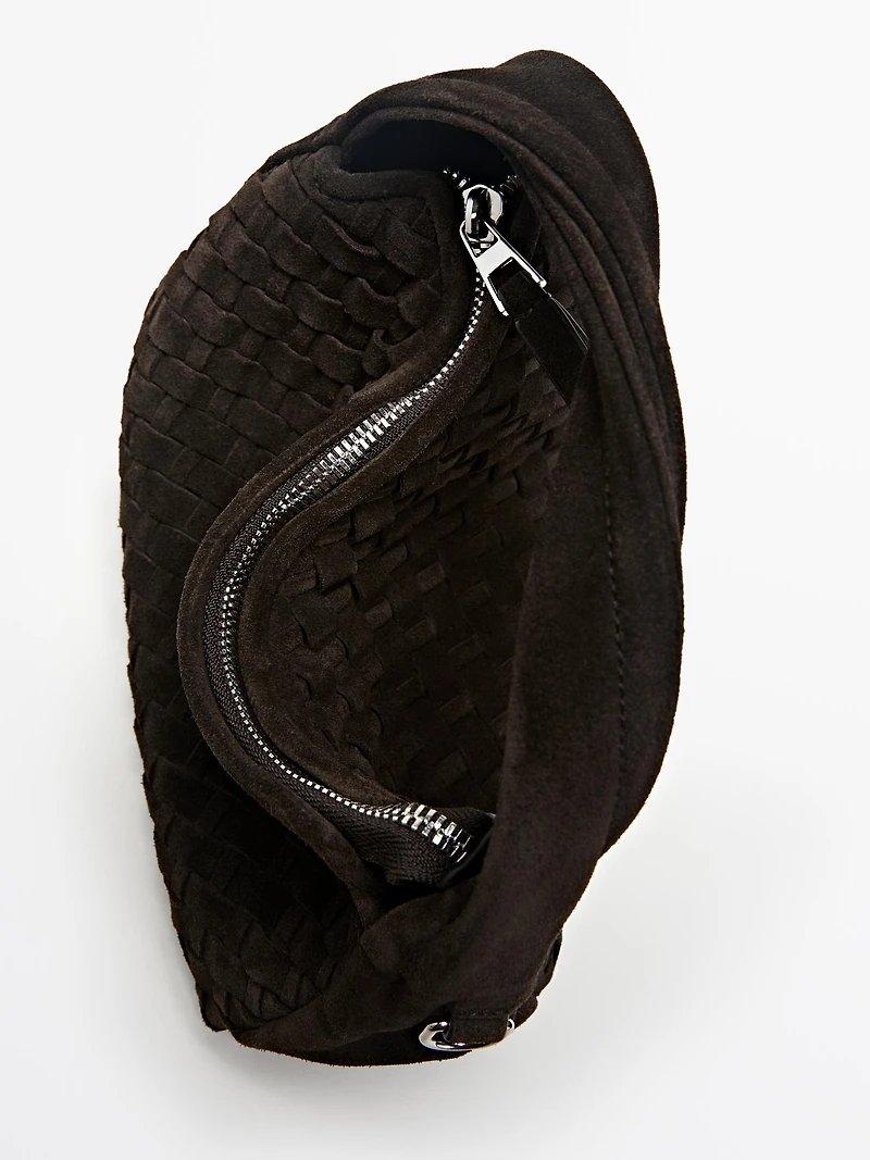 Petit sac tressé en croûte de cuir