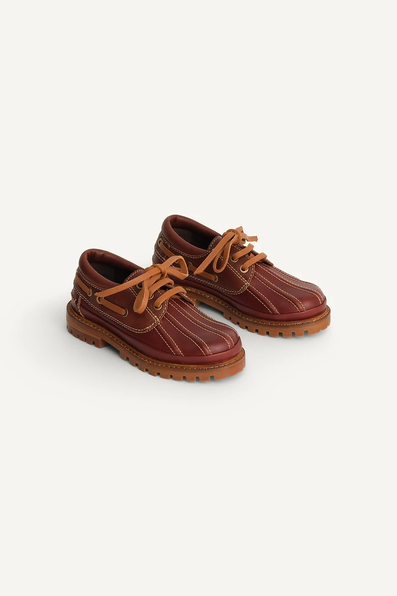 LEATHER BOAT SHOES LIMITED EDITION