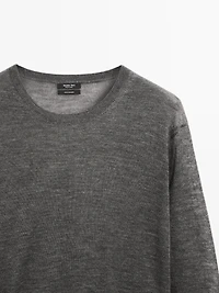 100% cashmere fine knit sweater