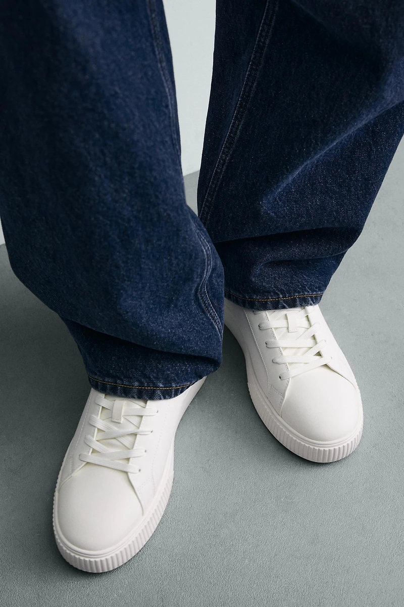 MONOCHROME CHUNKY SNEAKERS