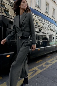 DOUBLE-BREASTED CROPPED PINSTRIPE BLAZER