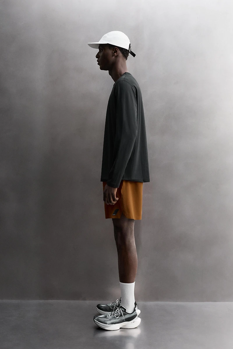 BASIC LONG SLEEVE TECHNICAL T-SHIRT