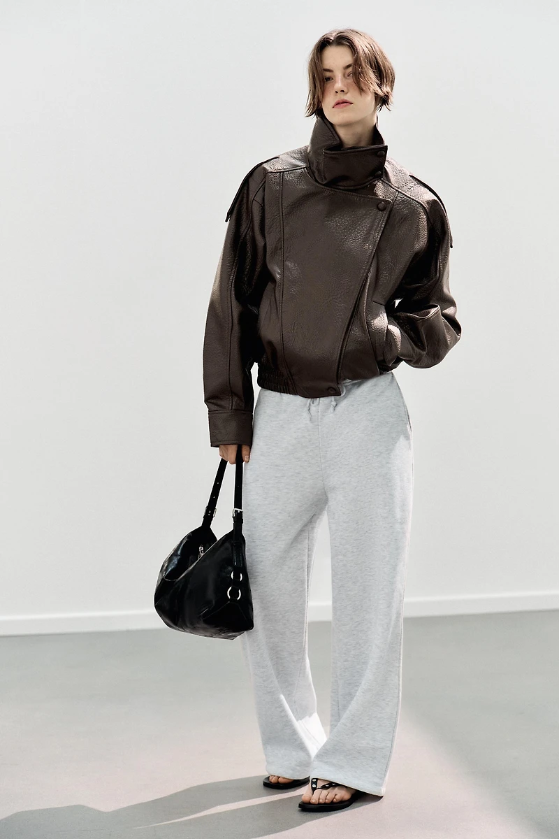 BASIC STRAIGHT-LEG PLUSH PANTS WITH ADJUSTABLE HEM