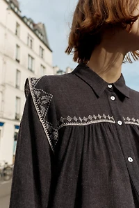 BLOUSE BRODÉE