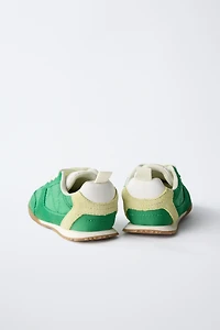 SOFT SNEAKERS
