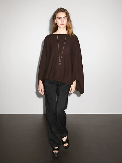 100% cashmere short knit cape