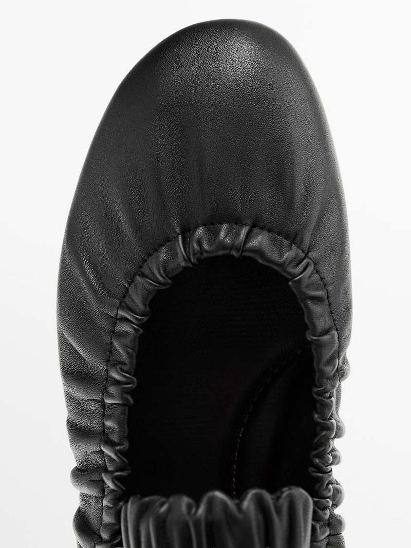 Soft stretch leather ballet flats