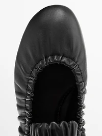 Soft stretch leather ballet flats