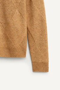 LIMITED EDITION GEOMETRIC JACQUARD SWEATER WITH SCARF