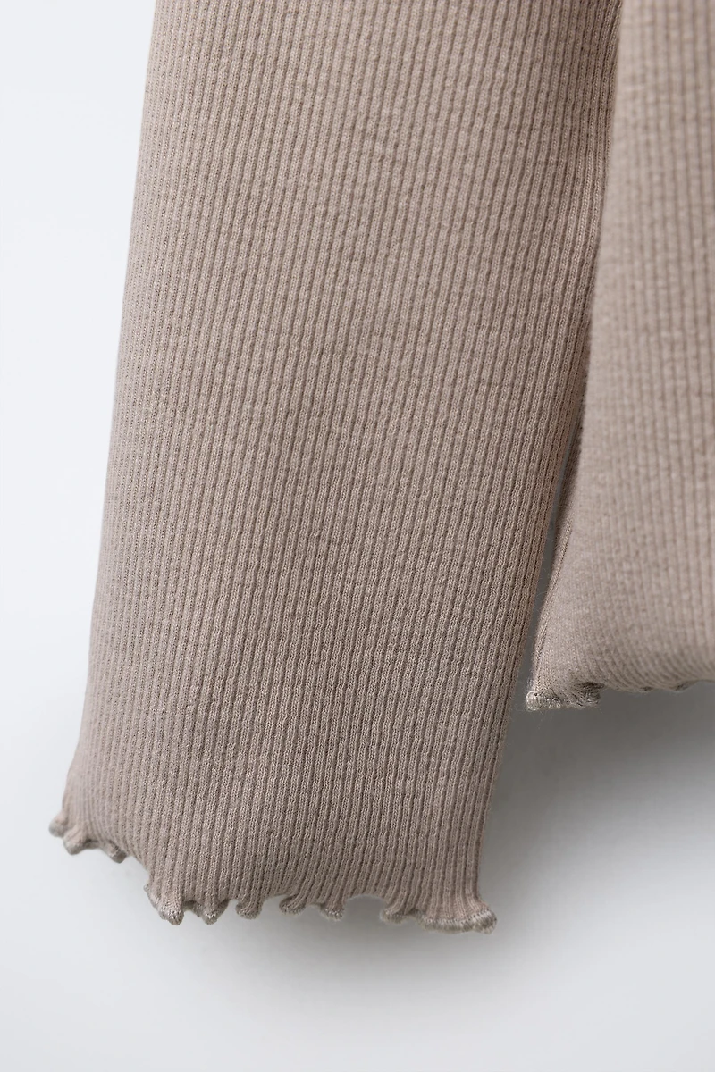 T-SHIRT CÔTELÉ DÉTAIL BRODÉ