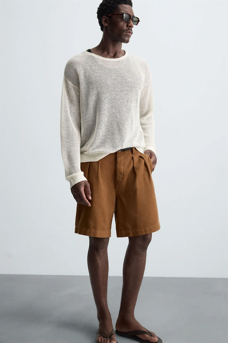 RELAXED FIT PLEATED BERMUDA SHORTS