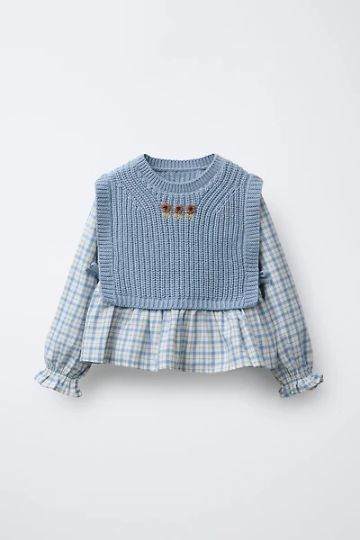 EMBROIDERED KNIT VEST COMBINED GINGHAM SHIRT