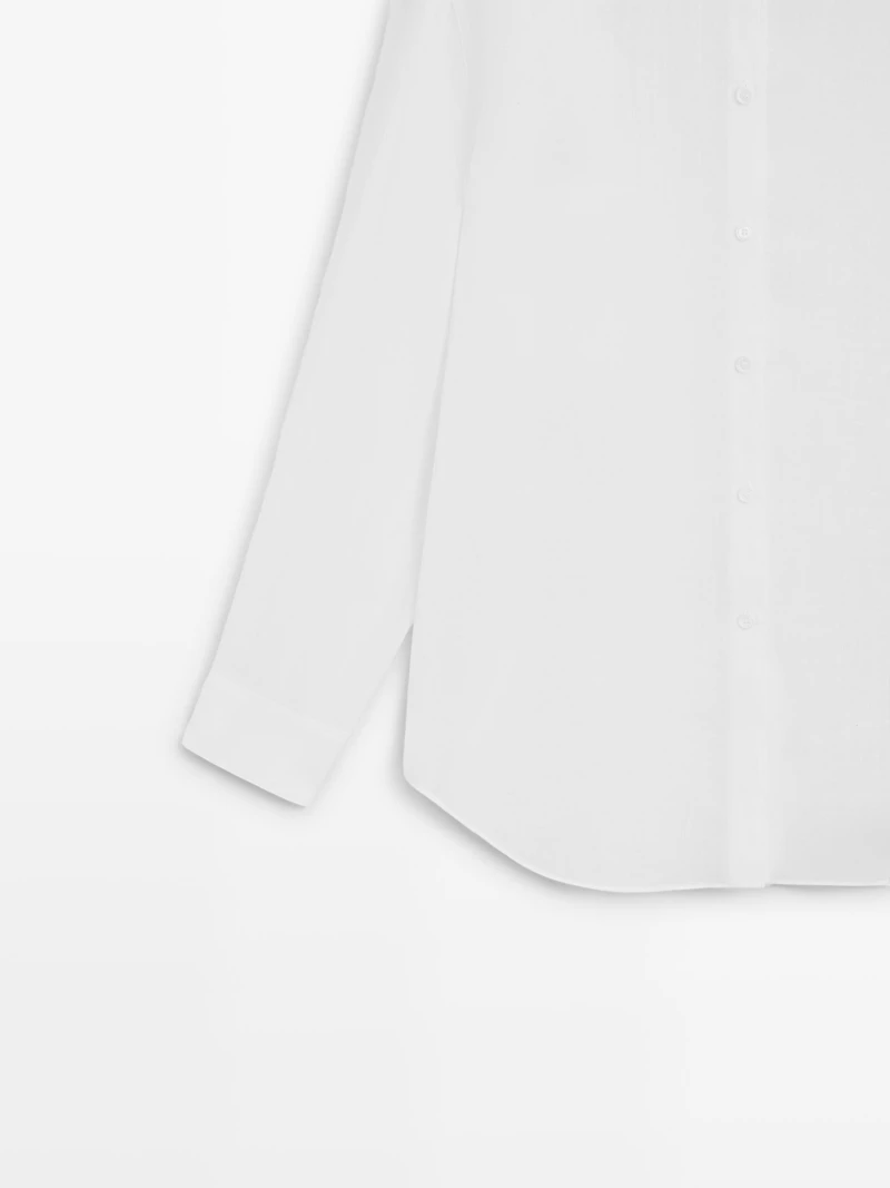 Flowing shirt with collar