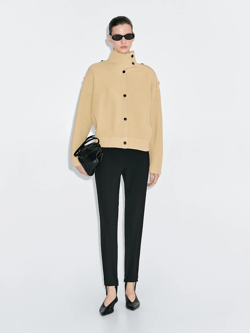 Cardigan en maille 100 % laine à col roulé
