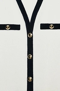 TEXTURED POLO COLLAR TOP