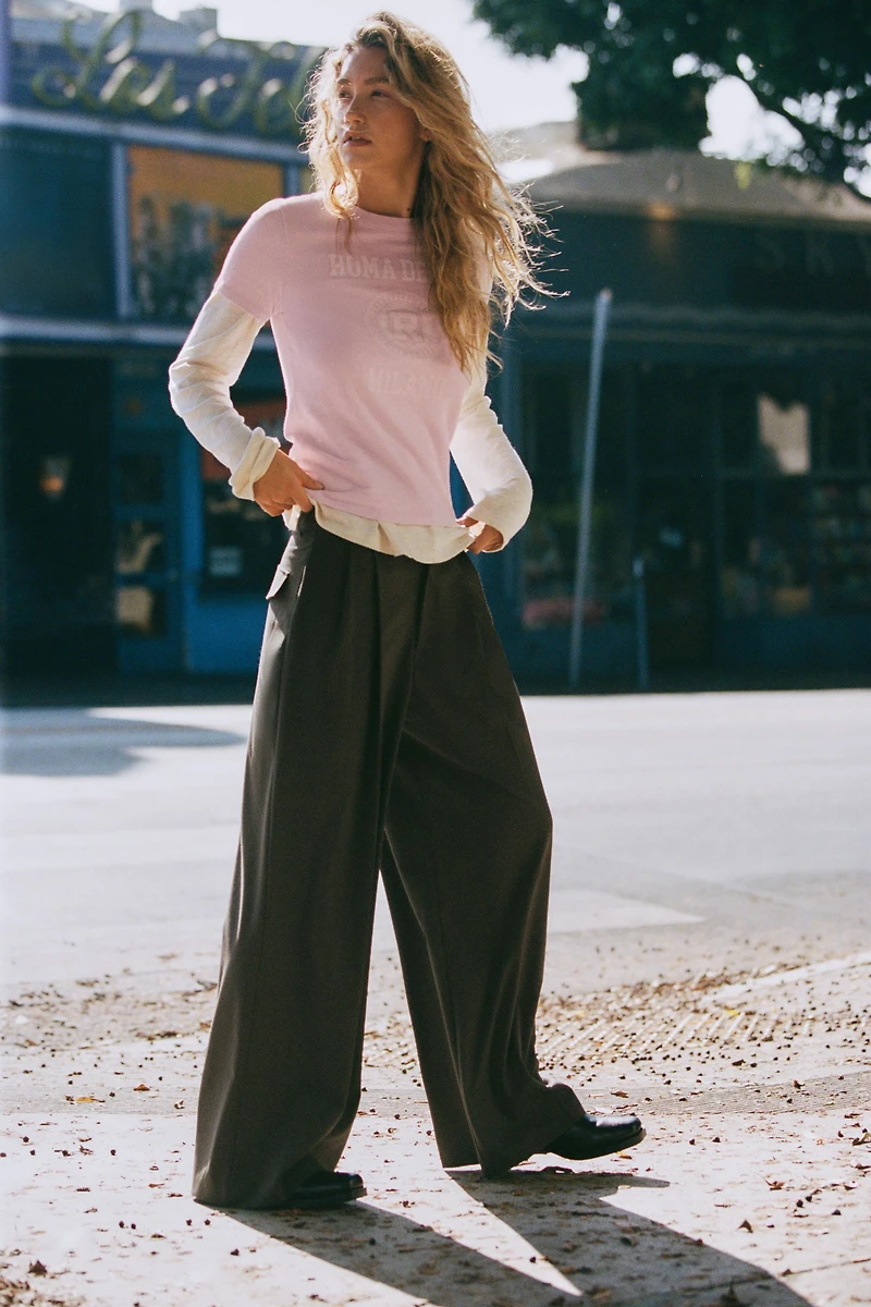 FLAP PLEATED PANTS