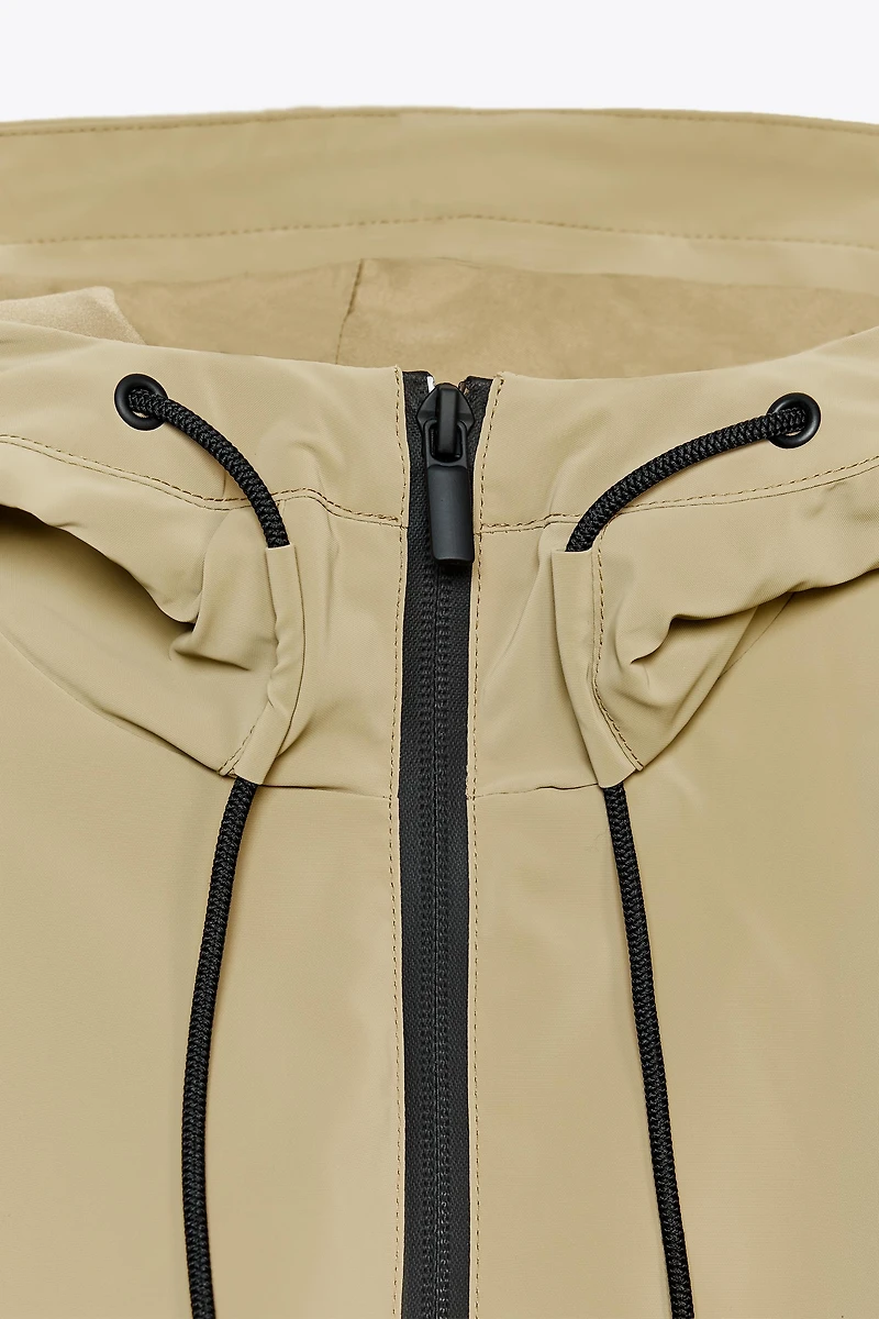 HOODED SHORT RUBBERIZED JACKET