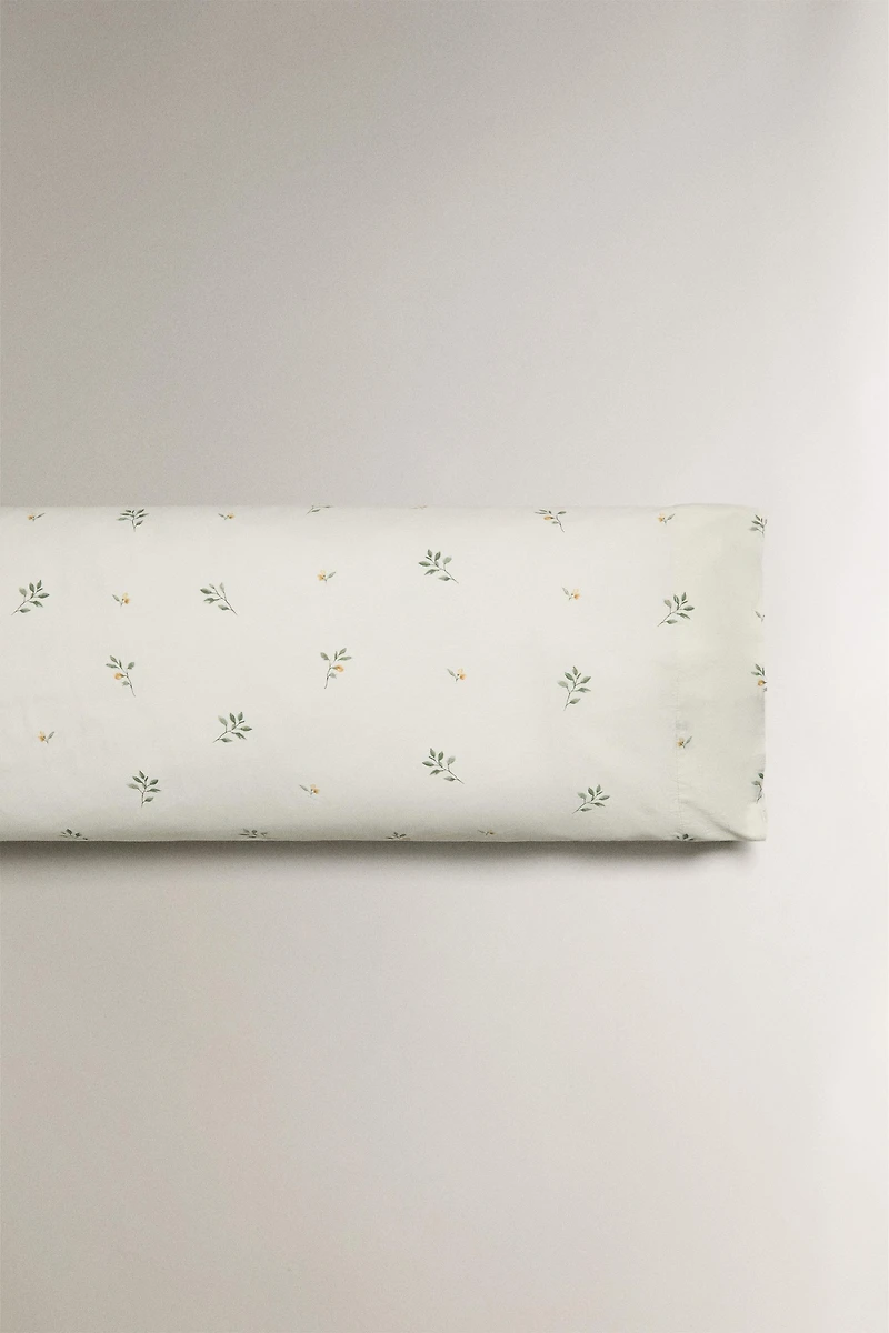 LEAF PRINT PILLOWCASE