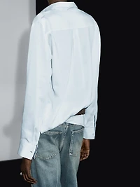 Flowing shirt with collar