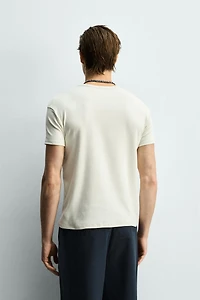 SLIM FIT T-SHIRT