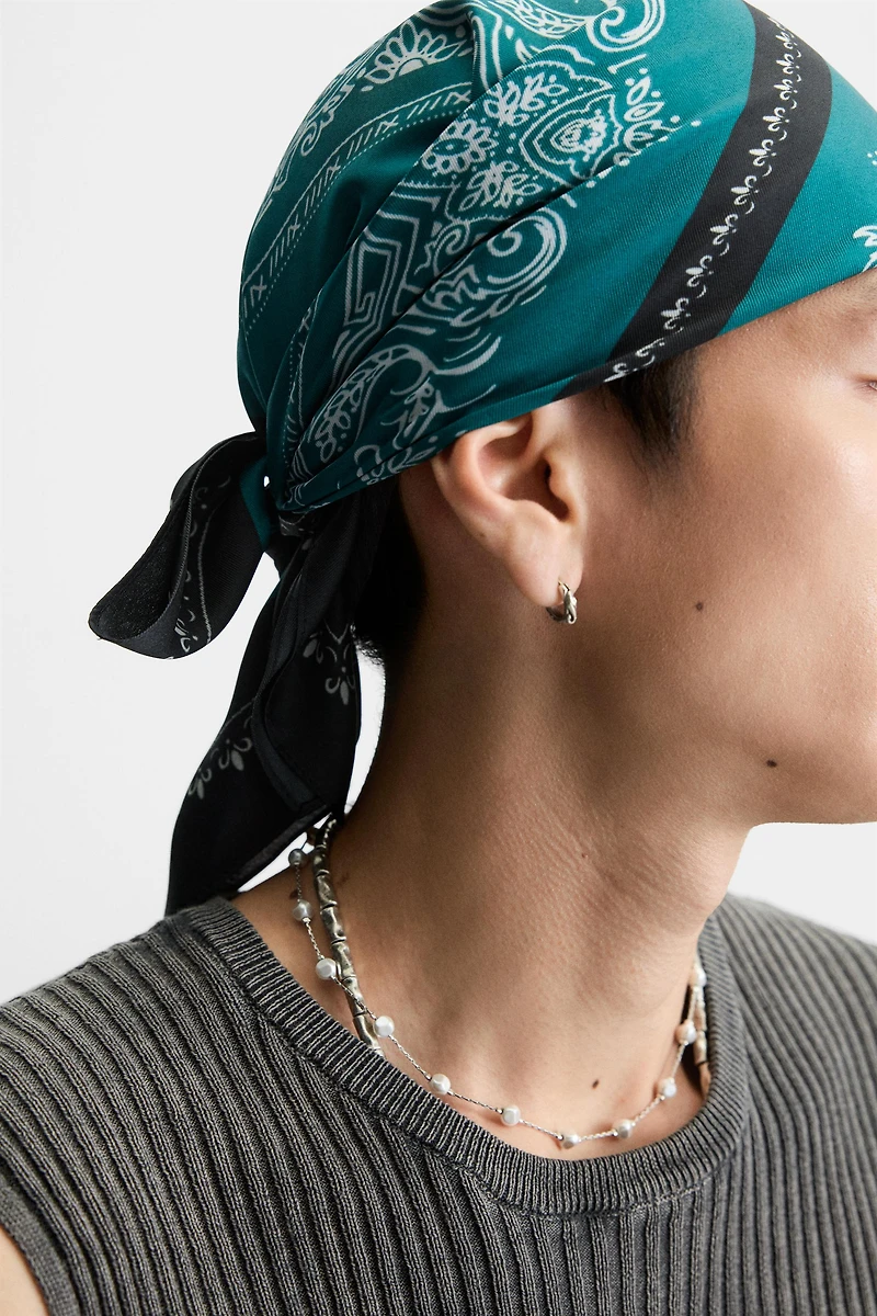 PAISLEY PRINT BANDANA