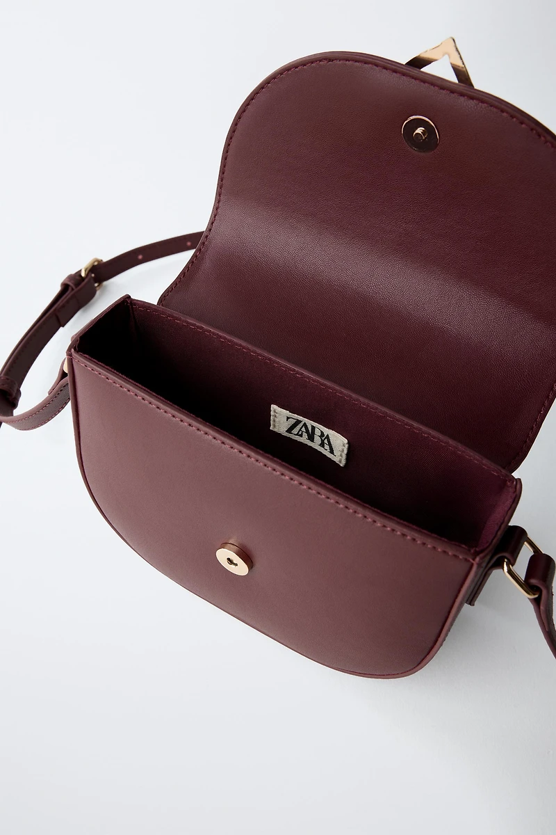 HEART CROSSBODY BAG