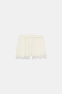 SHORT SATINÉ ET DENTELLE