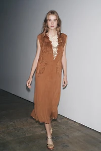ROBE PLIS BRODÉE ZW COLLECTION