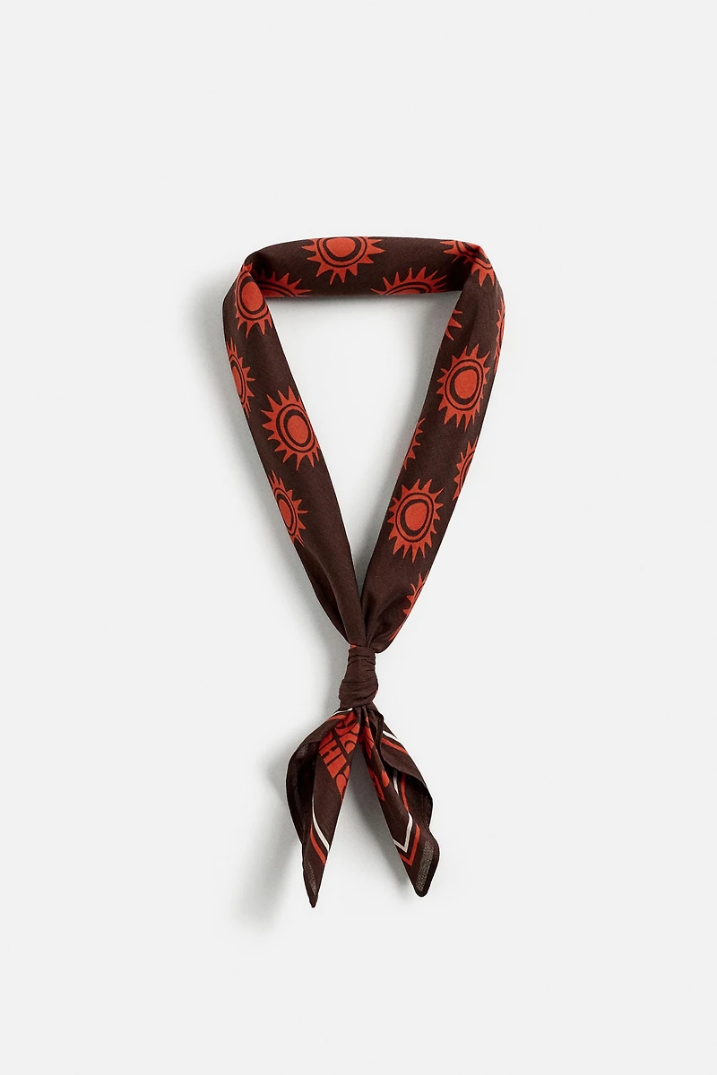 GRAPHIC PRINT BANDANA