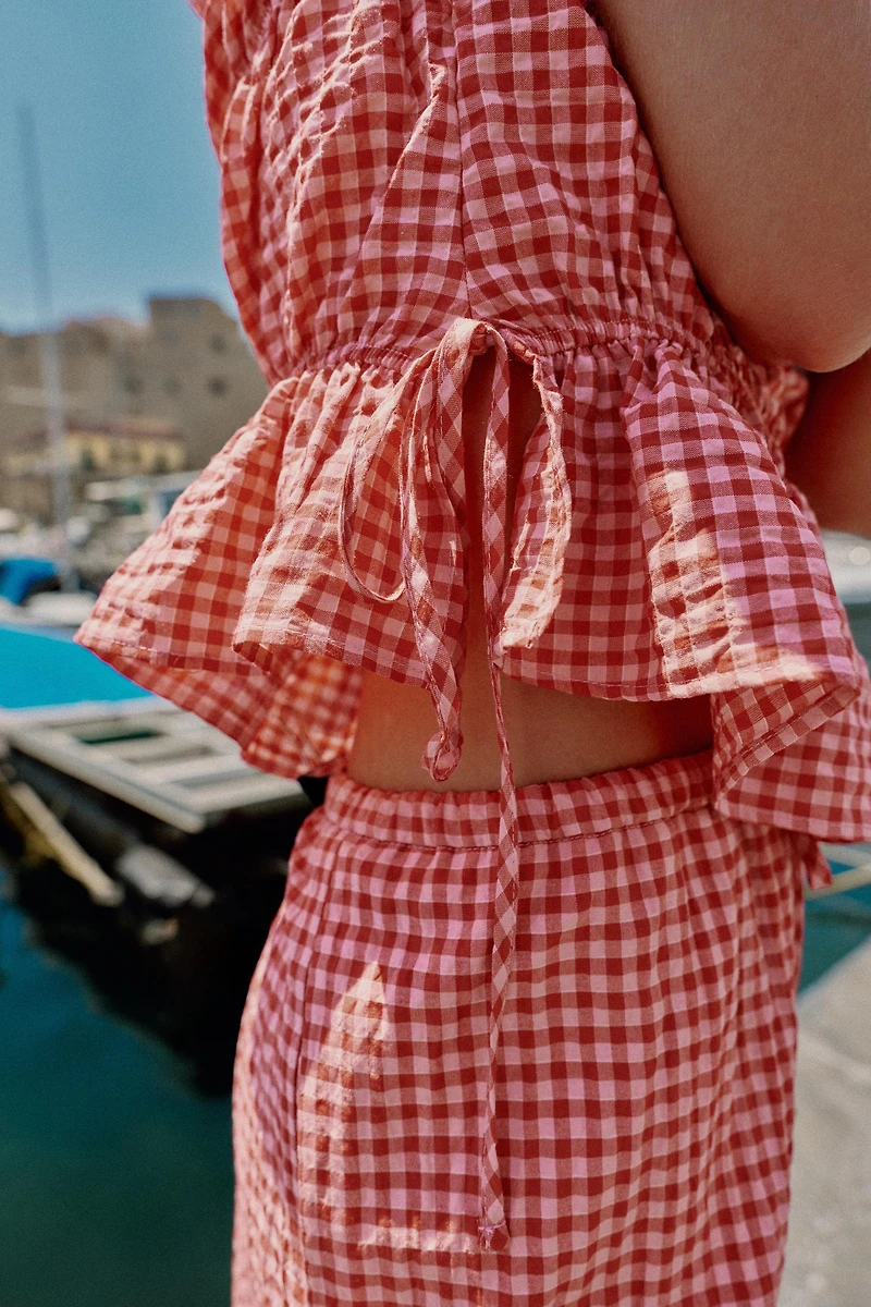 GINGHAM RUCHED TOP