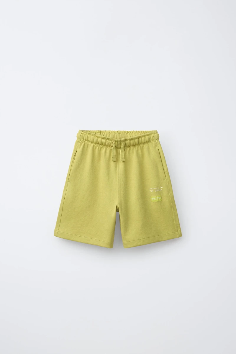 INTERLOCK T-SHIRT AND BERMUDA SET