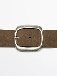 Split leather belt with rounded buckle