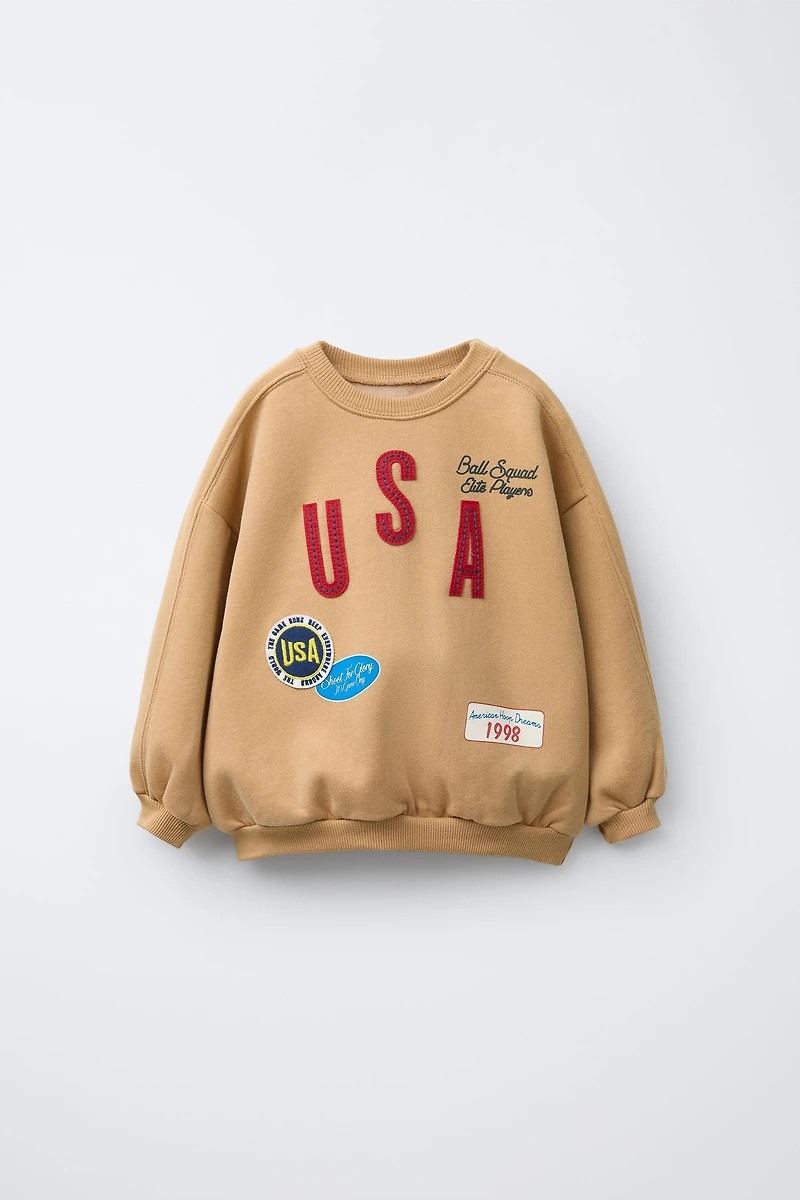 PATCH APPLIQUÉ SWEATSHIRT