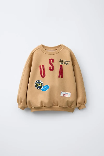 PATCH APPLIQUÉ SWEATSHIRT