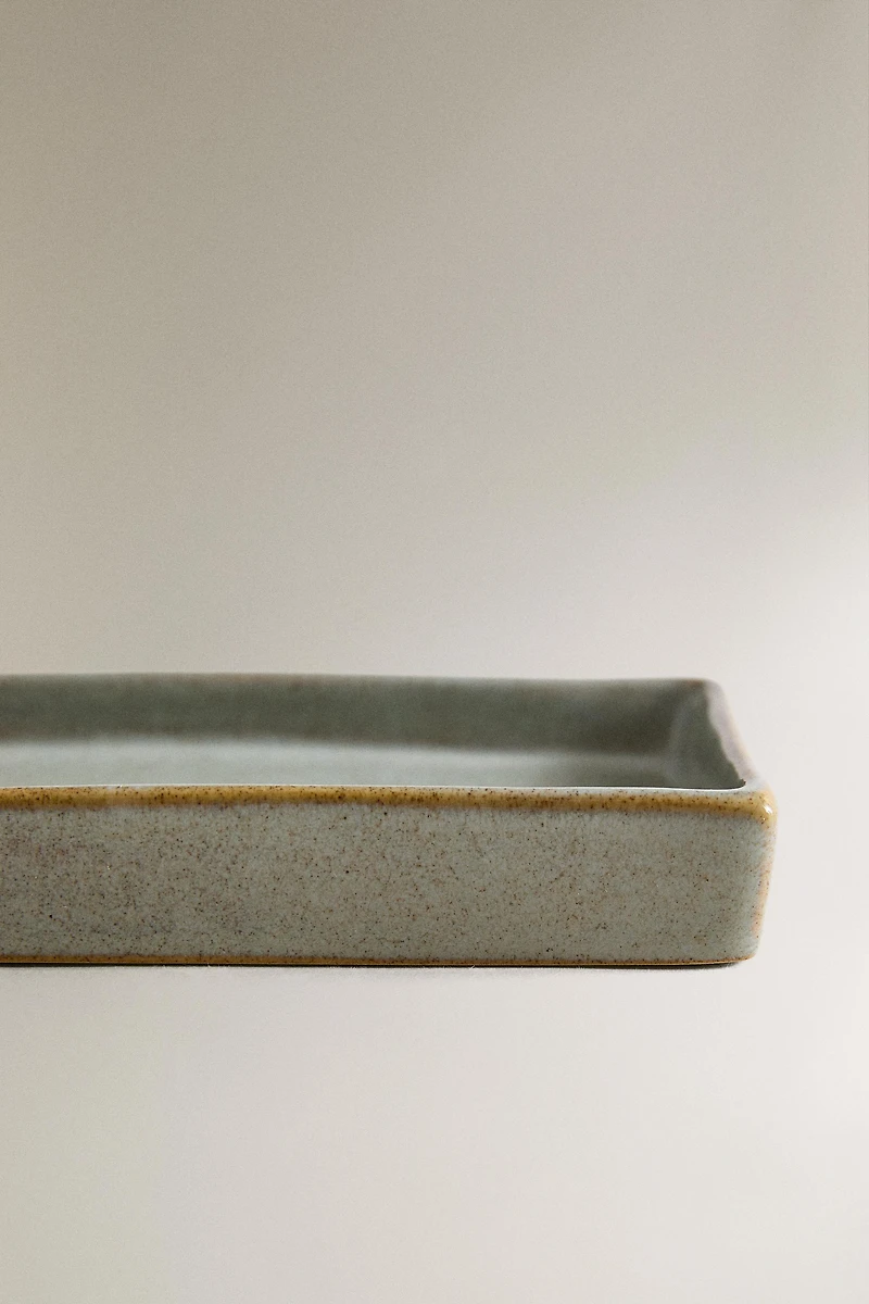 GREENISH BATHROOM SOAP DISH