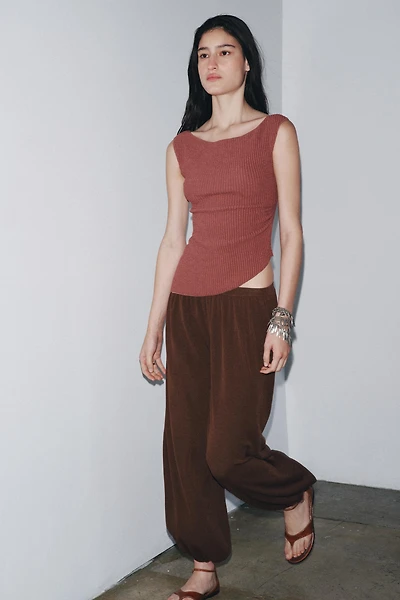 DRAPED TEXTURED TOP